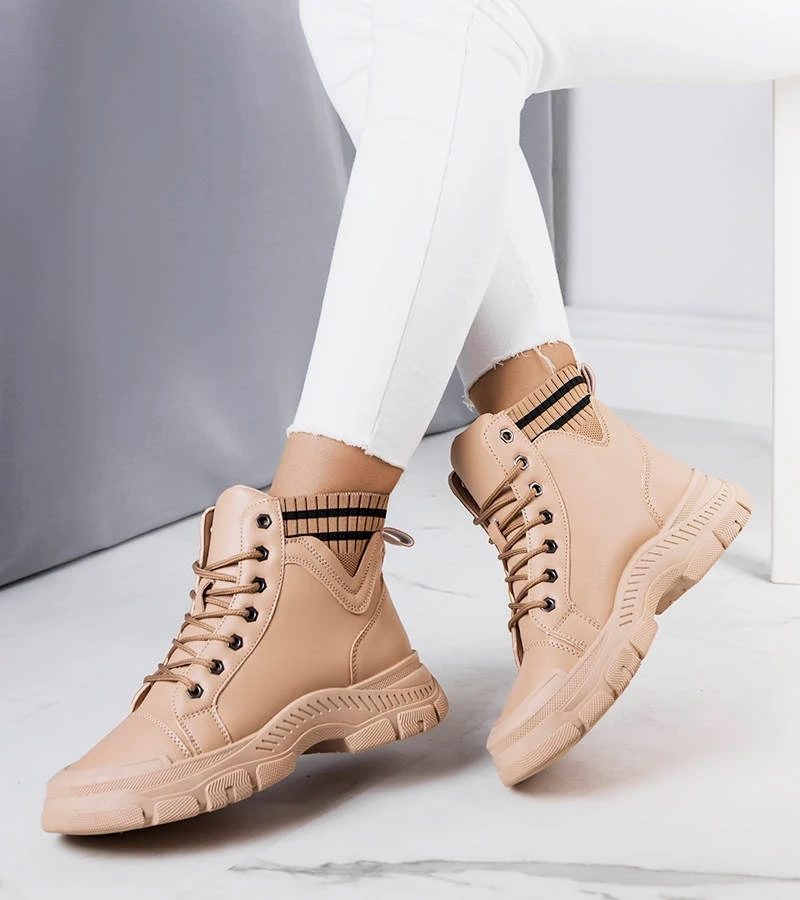 Béžové zateplené boty Innes