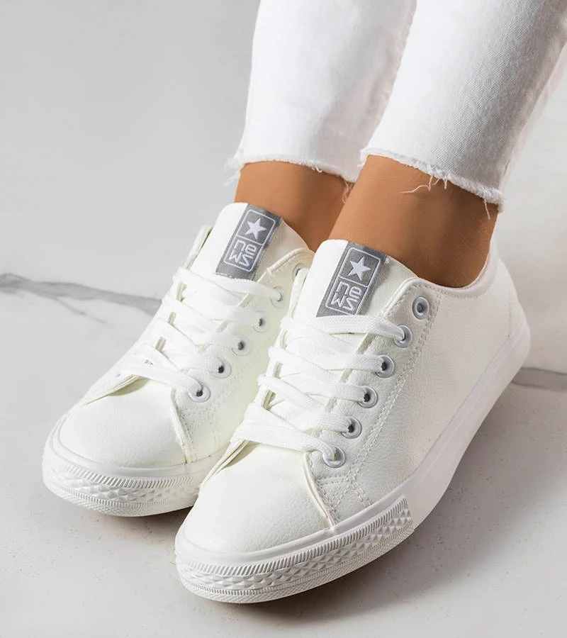 Bílé tenisky z ekokůže Luz