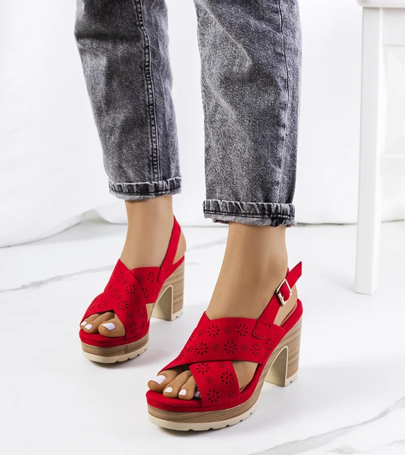 Červené sandály na podpatku Cutts