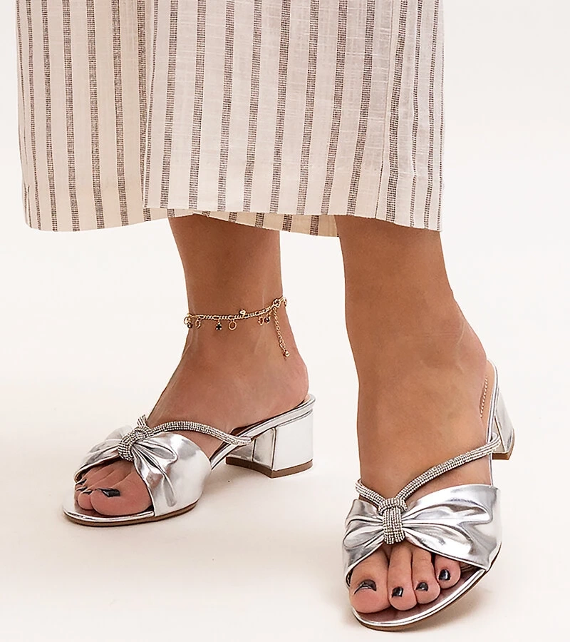 Podpatky zdobené kubickými zirkony Anbrani