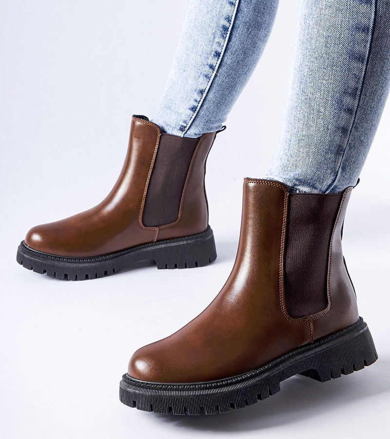 Hnědé zateplené klasické slip-on botky Noas