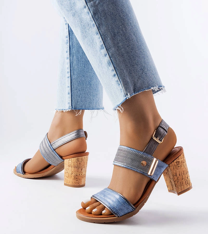 Tmavě modré sandály na jehlovém podpatku Cityview