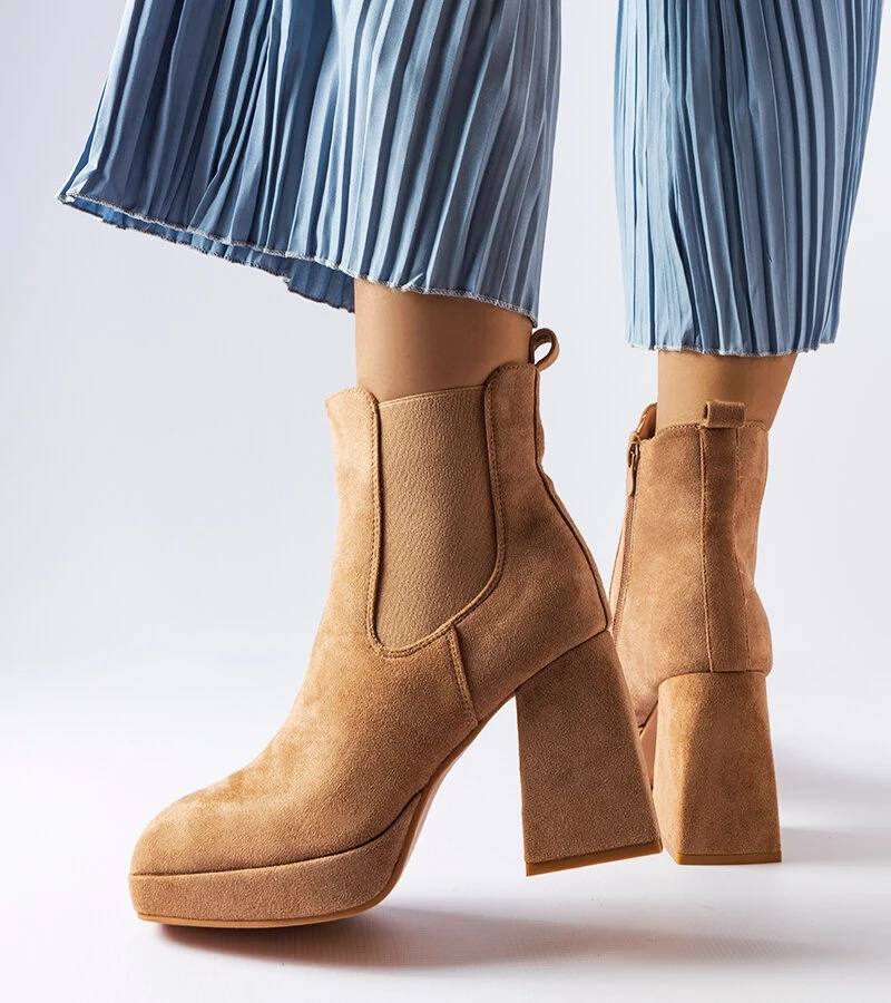 Béžové provinční boty z ekokůže