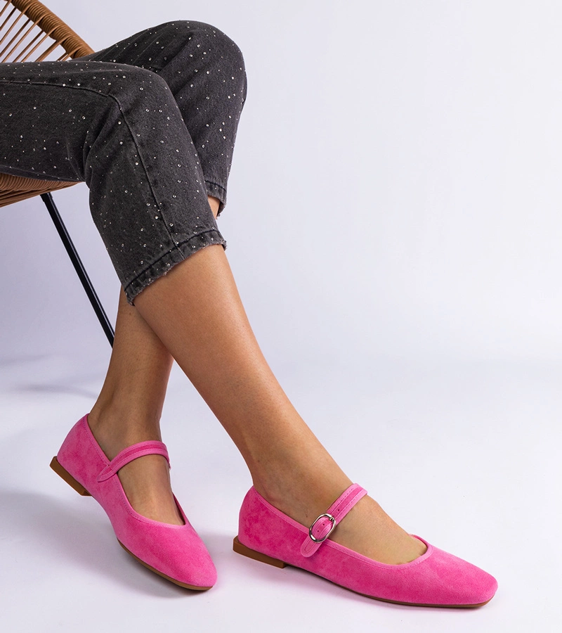 Tmavě růžové balerínky s přezkou a čtvercovou špičkou Pergasa