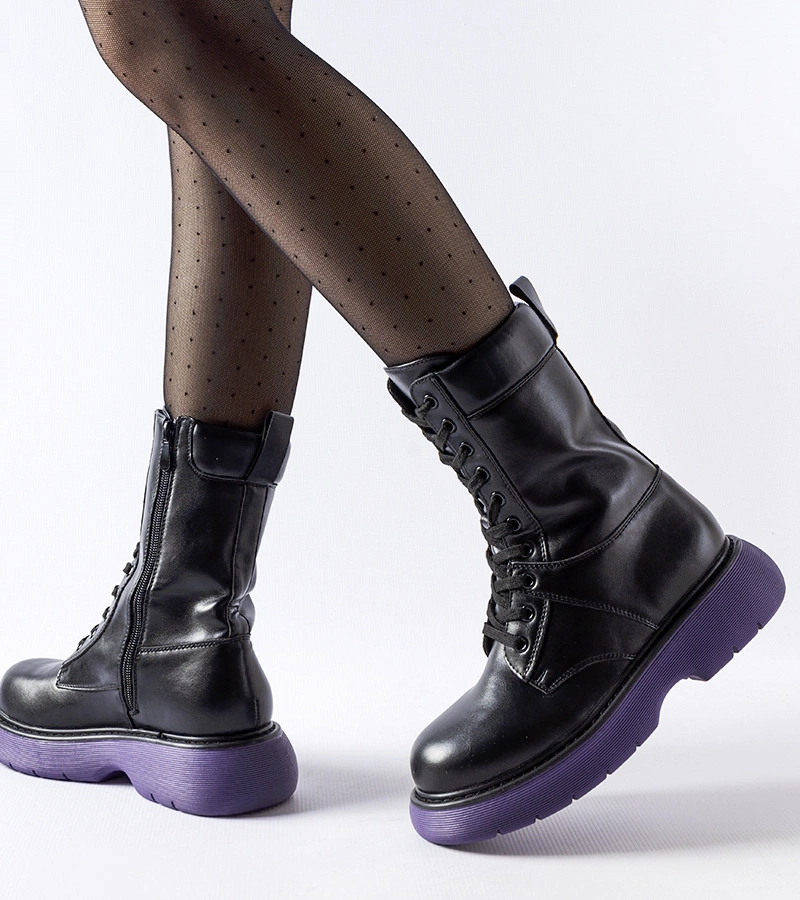 Černé zateplené boty fialová podrážka Beata