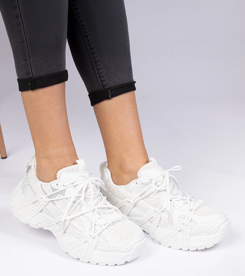 Stylové bílé tenisky na masivní podrážce Lukaro
