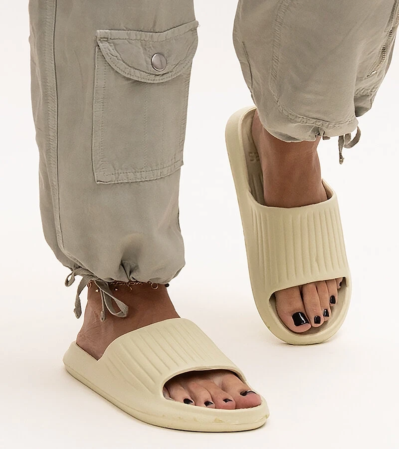 Zelené pěnové pantofle Gilly