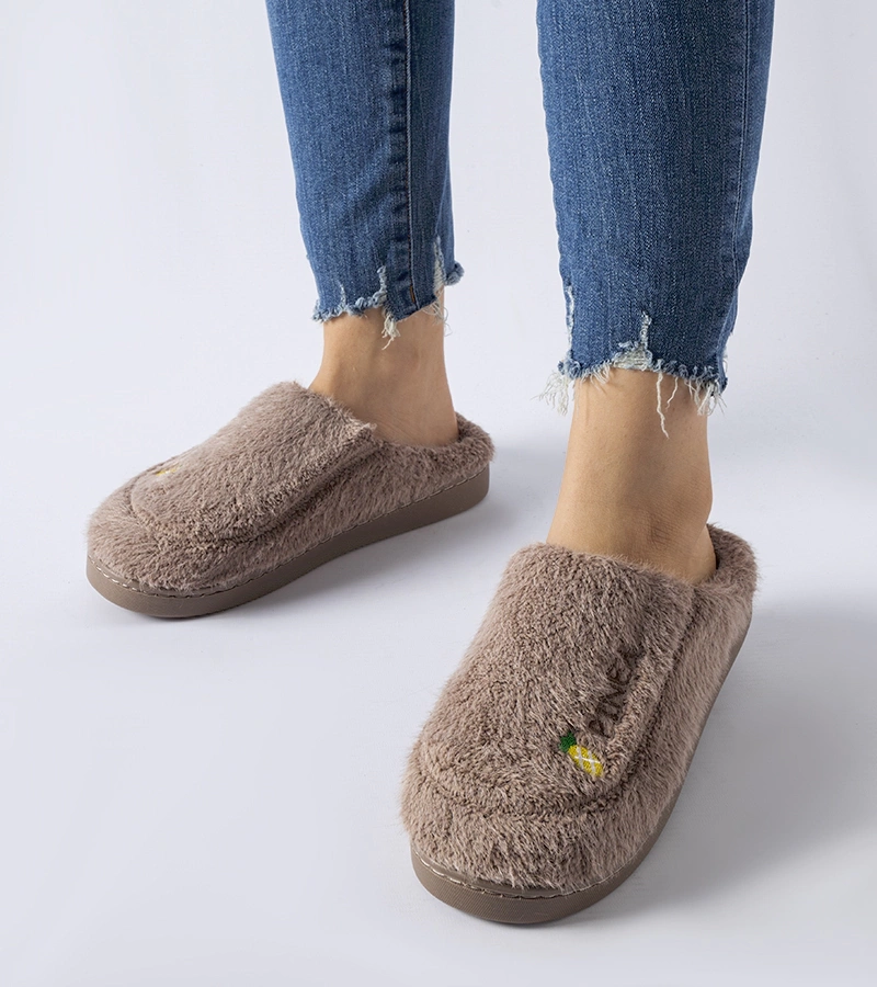 Růžové pantofle Collinsville