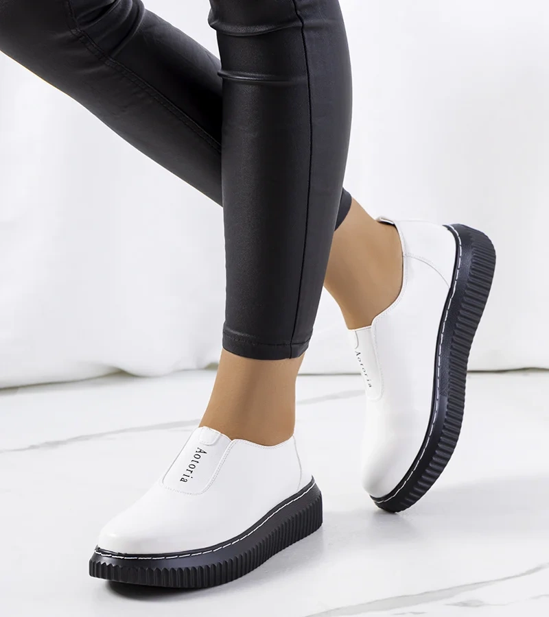 Bílé boty na platformě Siddons