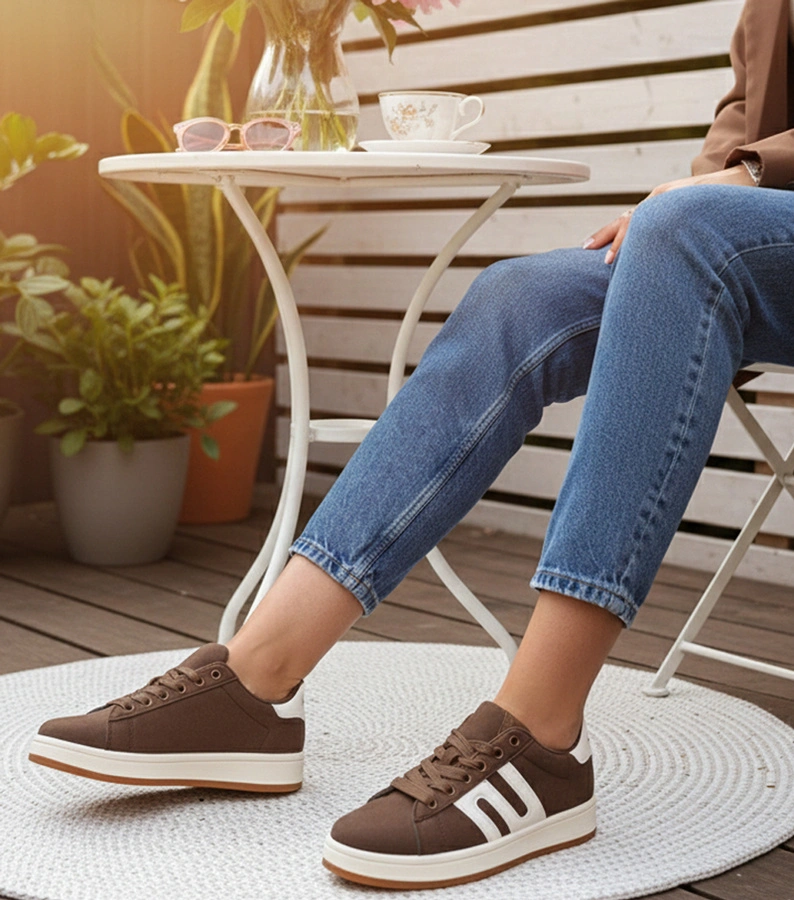 Hnědé volnočasové tenisky Delphine