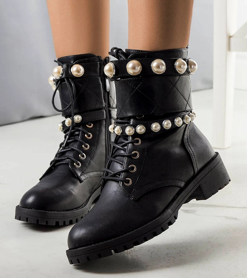 Černé perlové tašky Marguerite