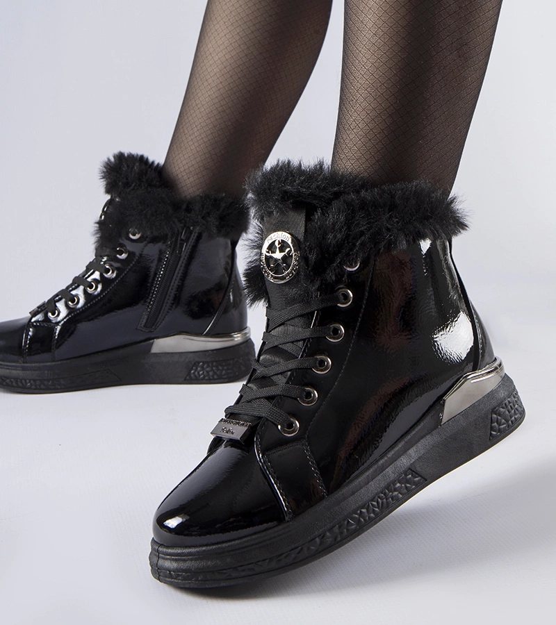 Černé tenisky s kožešinou Lubriano