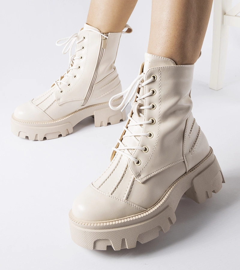 Bežcové zateplené boty s tlustou podrážkou Biagio