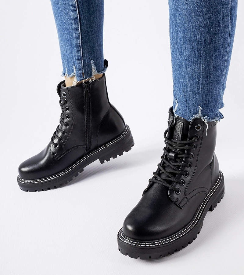 Černé klasické boty Big Star KK274538