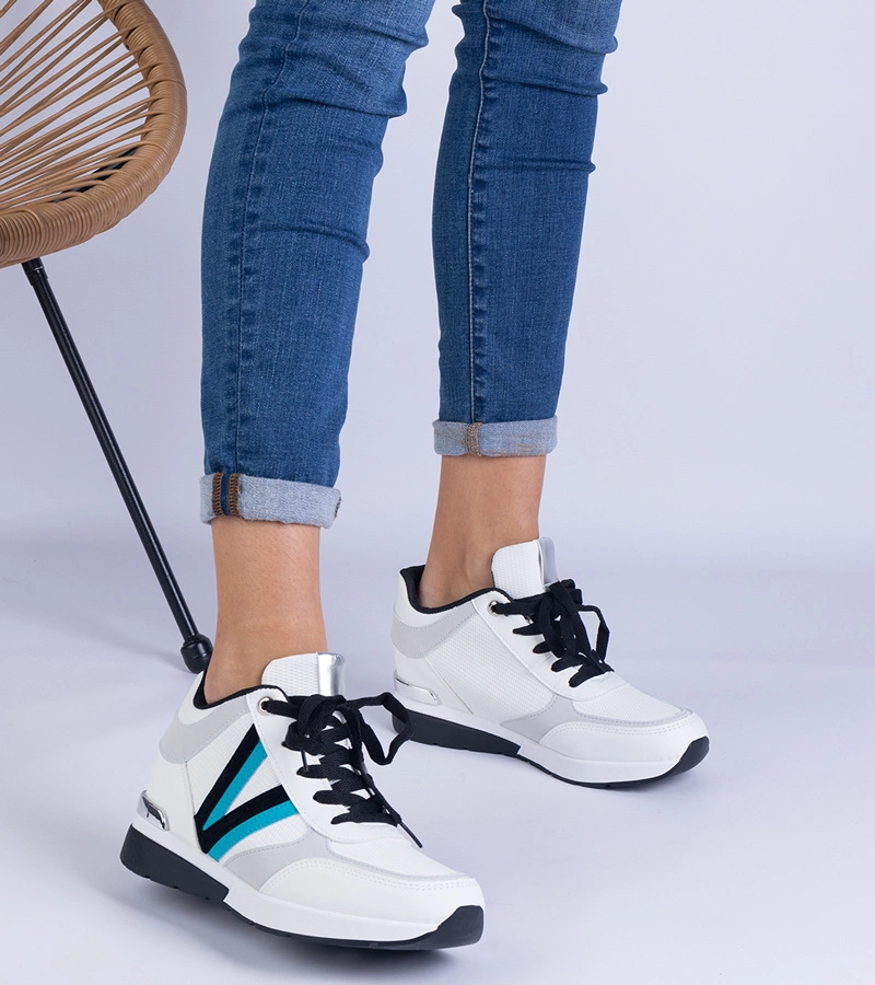 Bílé dámské tenisky na skryté klínku Ninella