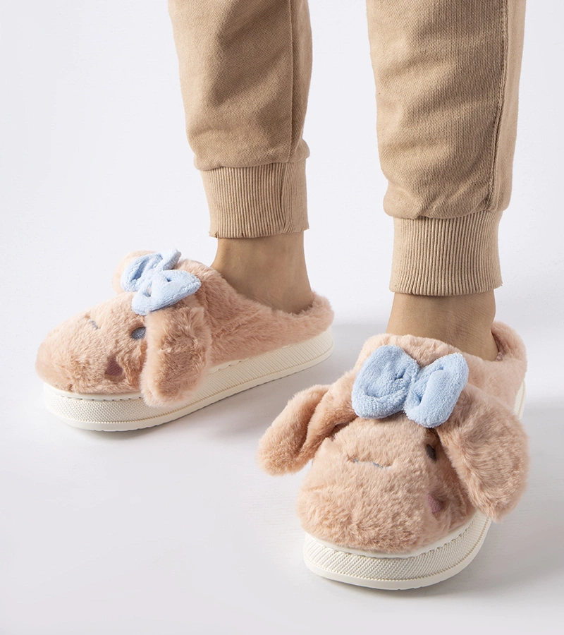 Růžové teplé pantofle se zvířecími ušima a mašlí Gilda