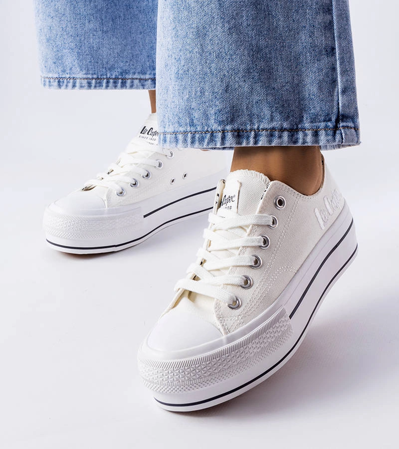 Bílé tenisky Lee Cooper LCW-22-31-0842L