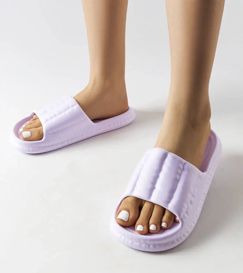 Karolin fialové gumové žabky