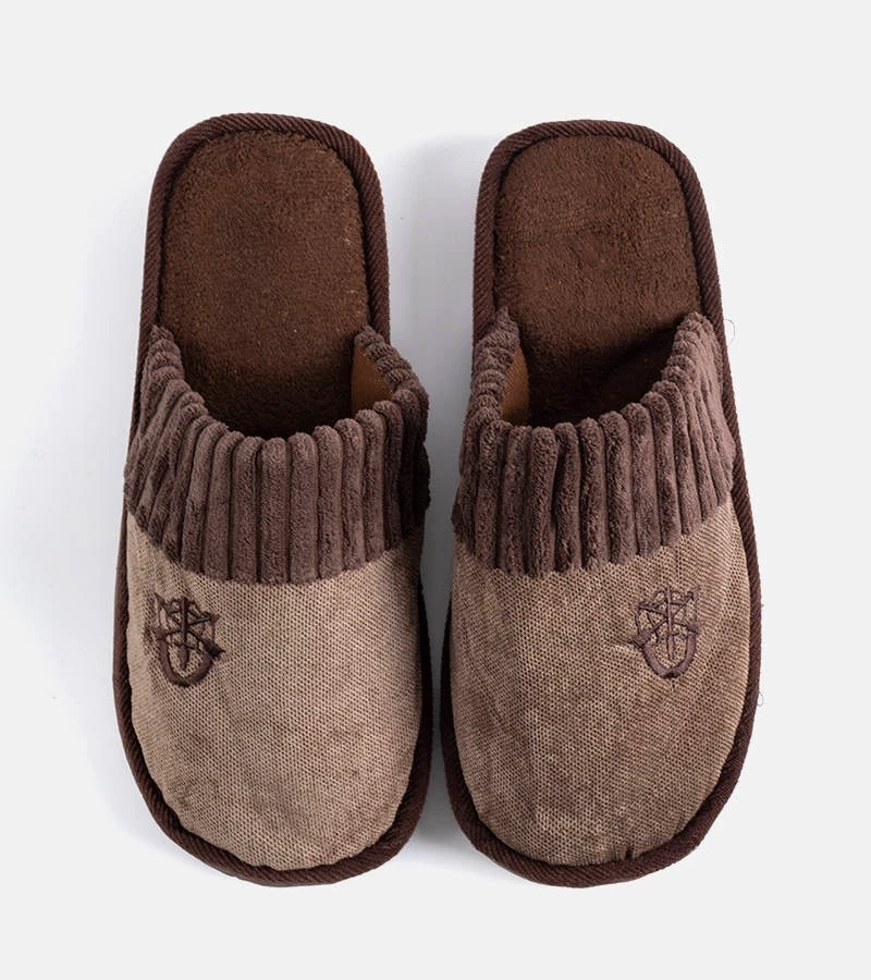 Hnědé pánské pantofle Lesseps