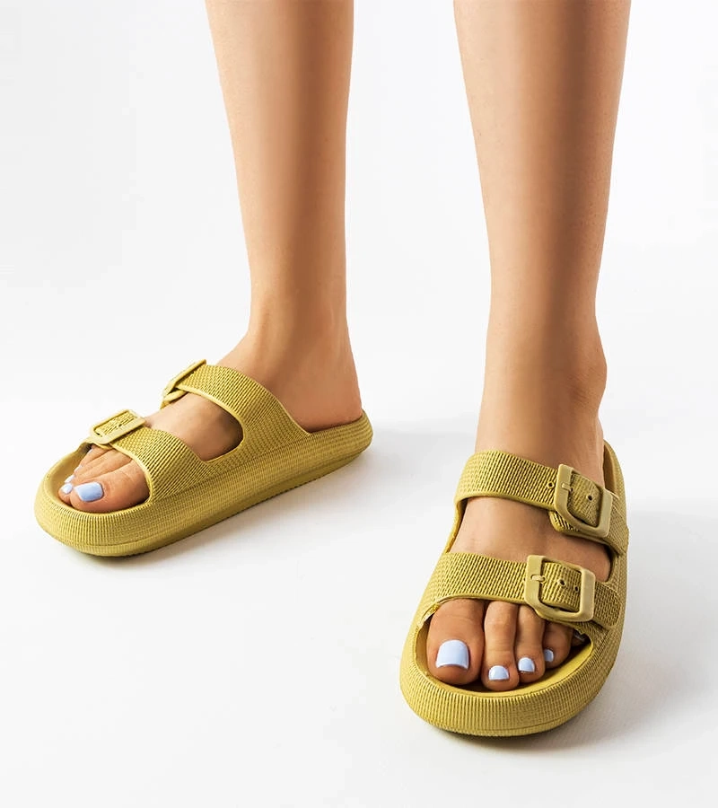 Zelené gumové žabky Padova s přezkami