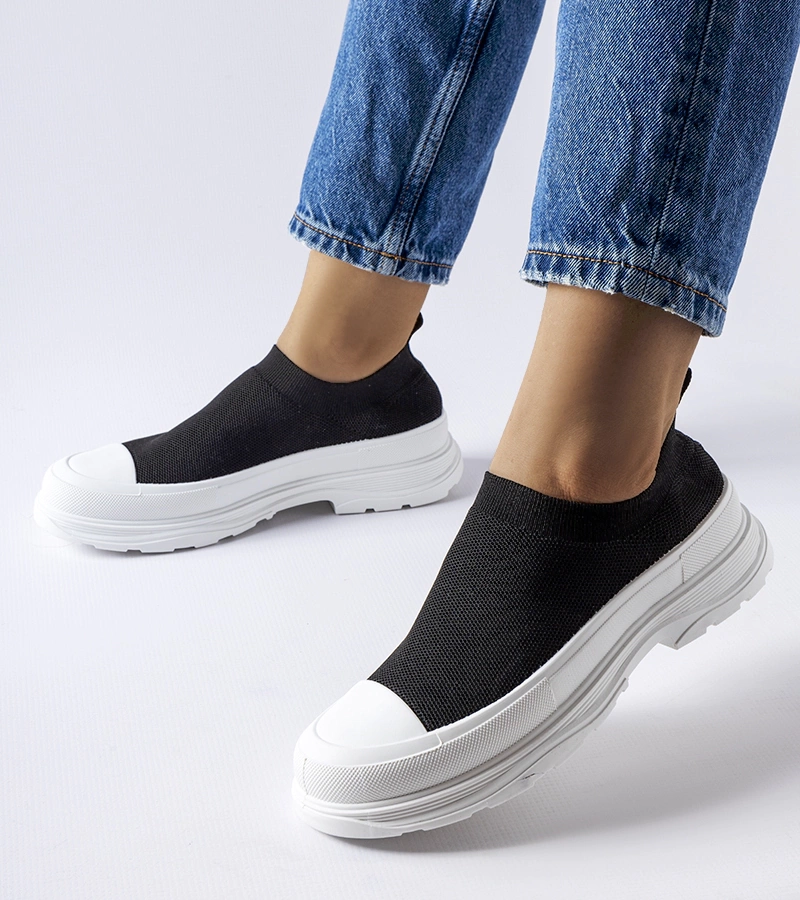 Černé slip-on tenisky na platformě Baratili