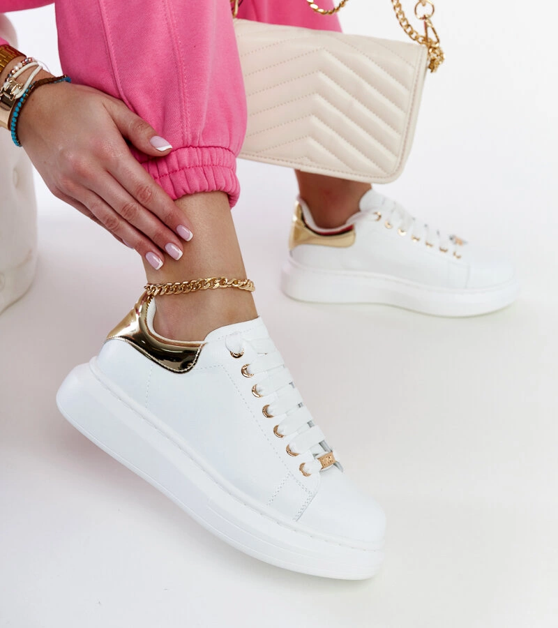 Bílé tenisky na platformě GOE LL2N4011