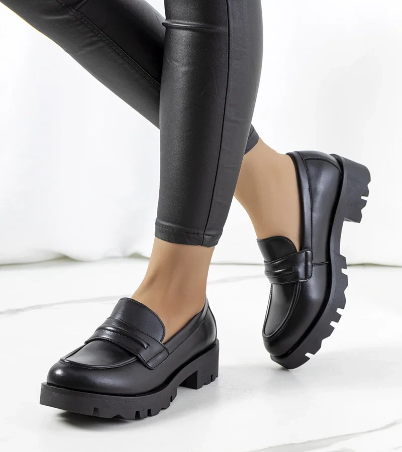 Černé mokasíny Crotty