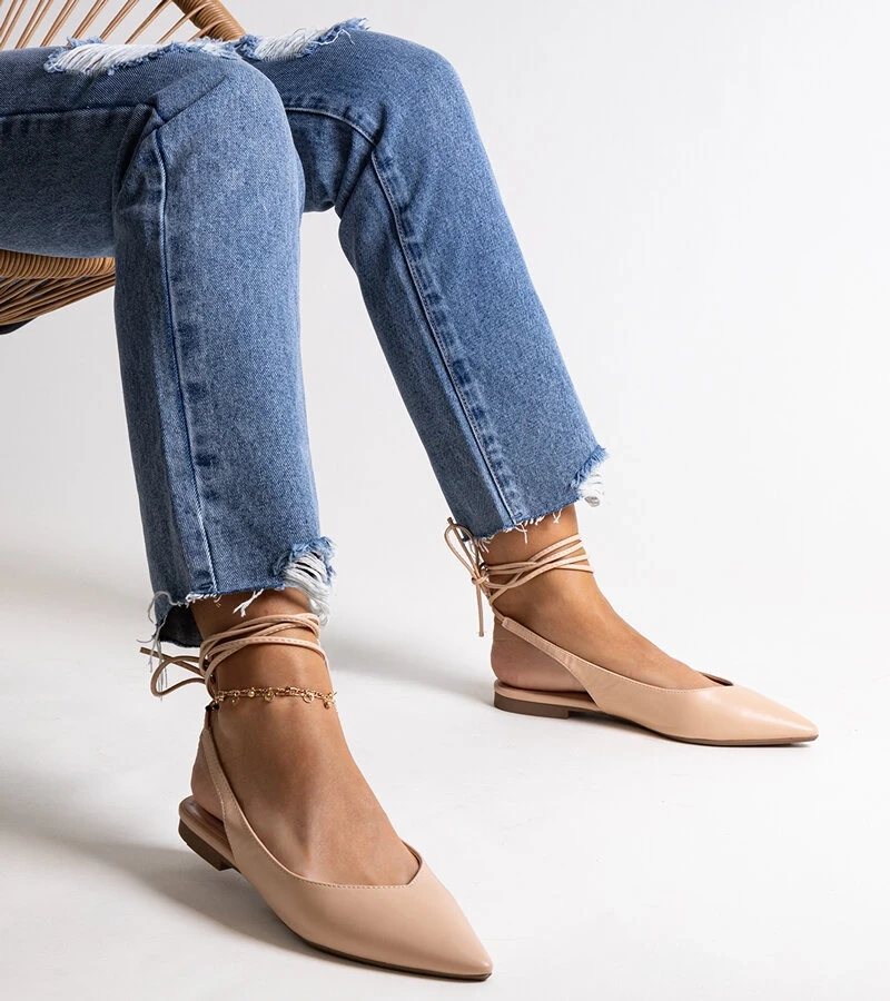 Vázané béžové baleríny z ekokože Batra