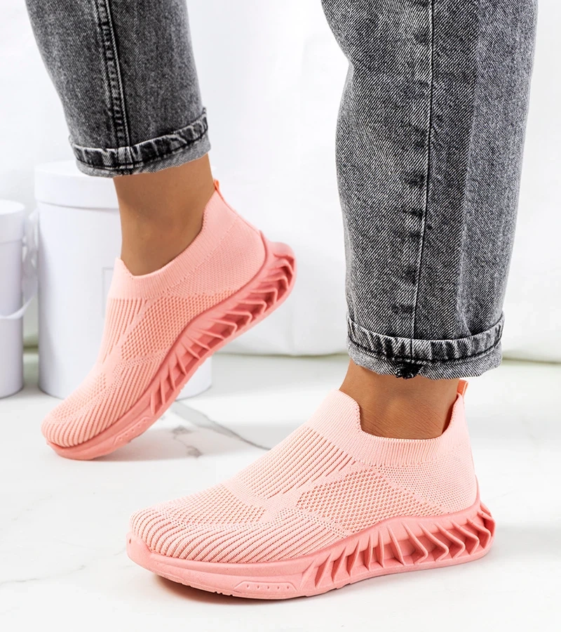 Růžové sportovní tenisky od Neda