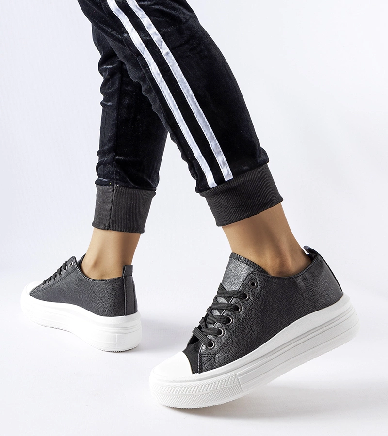 Černé tenisky na platformě Peculiar