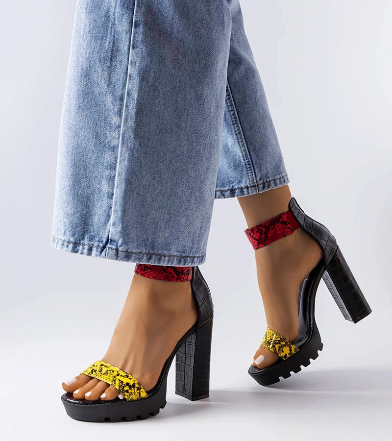 Žluté sandály Knoxville s potiskem hadí kůže