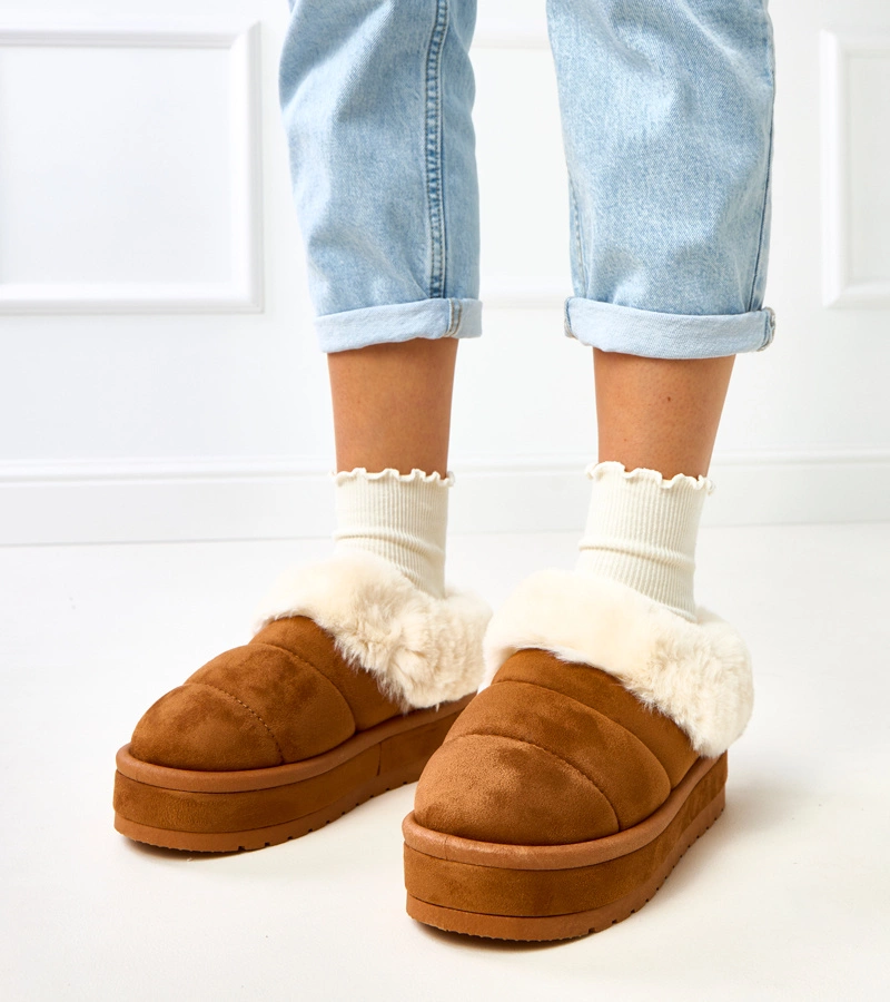 Hnědé krátké sněhule zateplené kožíškem Almeida