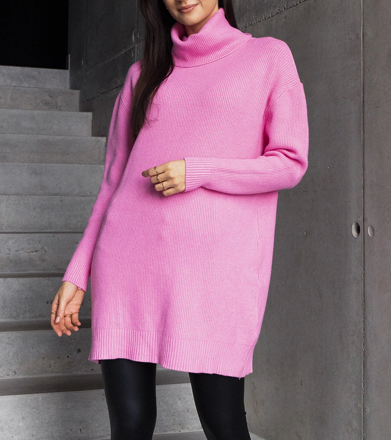 Dlouhý růžový měkký svetr s rolákem Kali