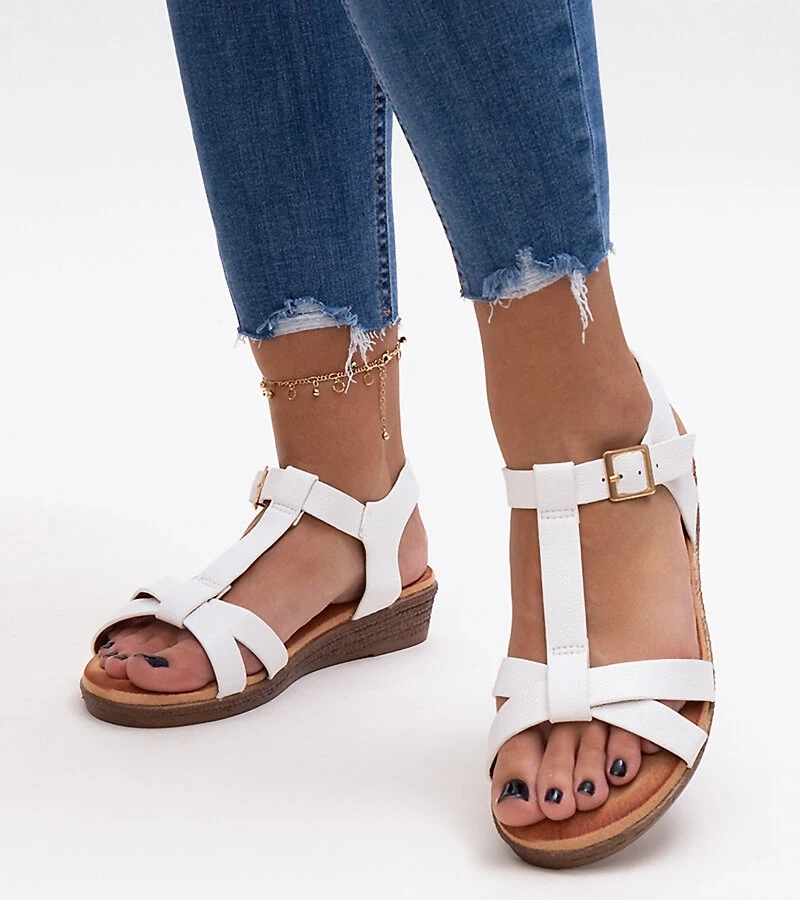 Bílé sandály na nízkém podpatku Sherine