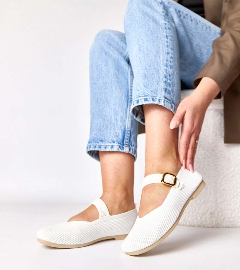 Bílé látkové baleríny na pásek Donatella