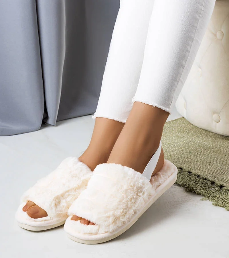 Bílé pantofle Lolita