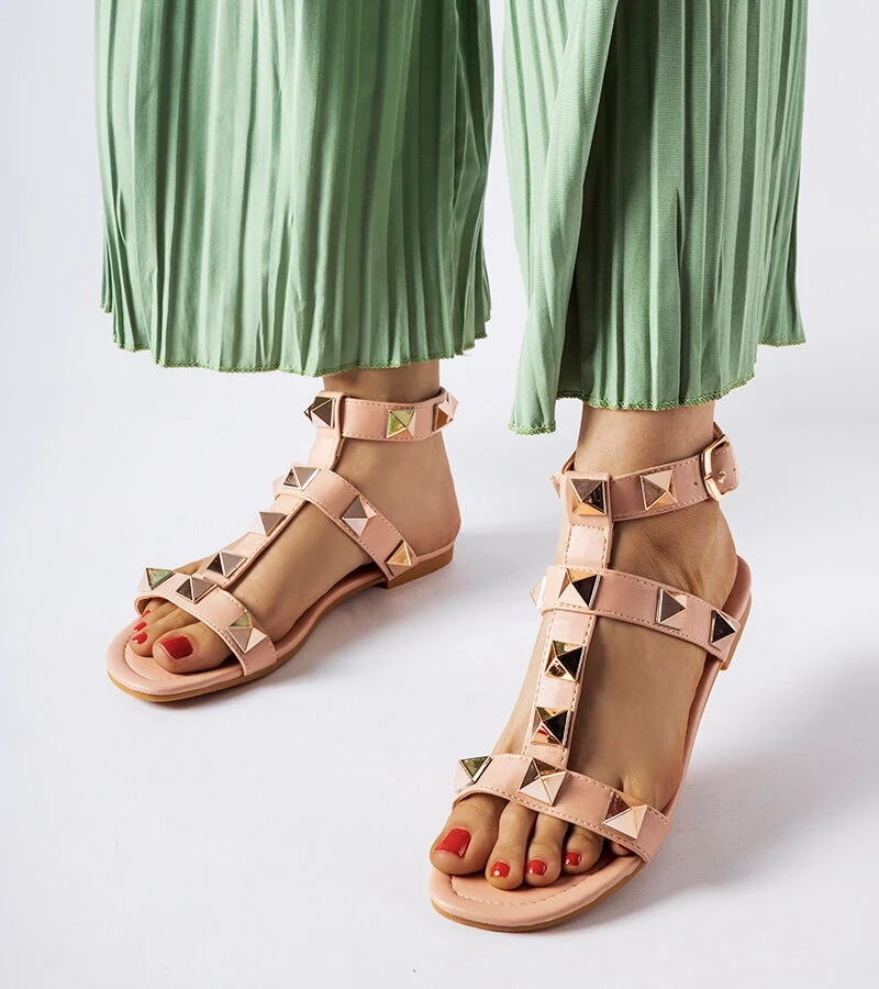 Růžové sandály Ignazio s cvočky