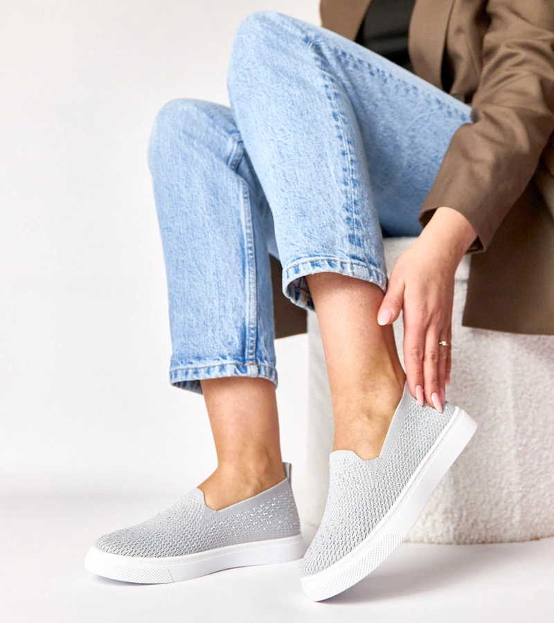 Šedé nazouvací látkové tenisky s kamínky Gabrielle