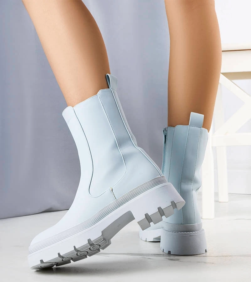 Modrá matná boty izolovaná Coletta