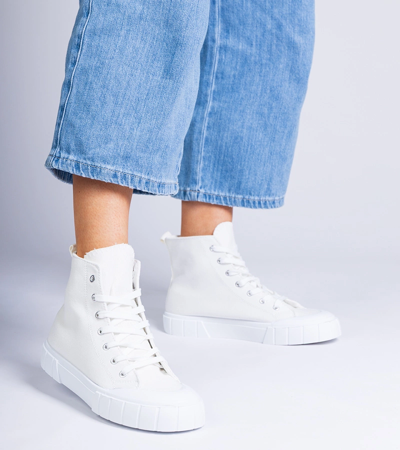 Bílé kotníkové tenisky Citta