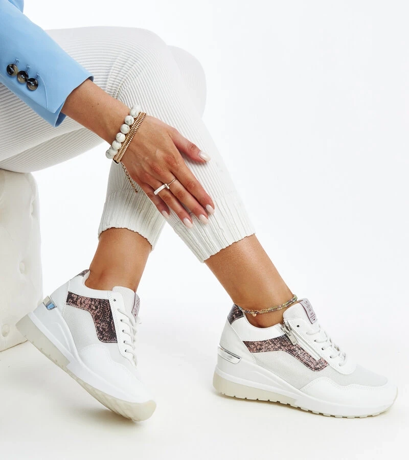 Bílé dámské boty na platformě CROSS JEANS