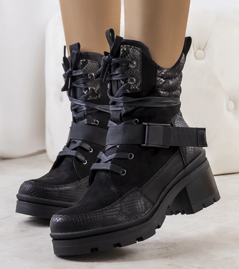 Černé traperské boty Pilastri na podpatku