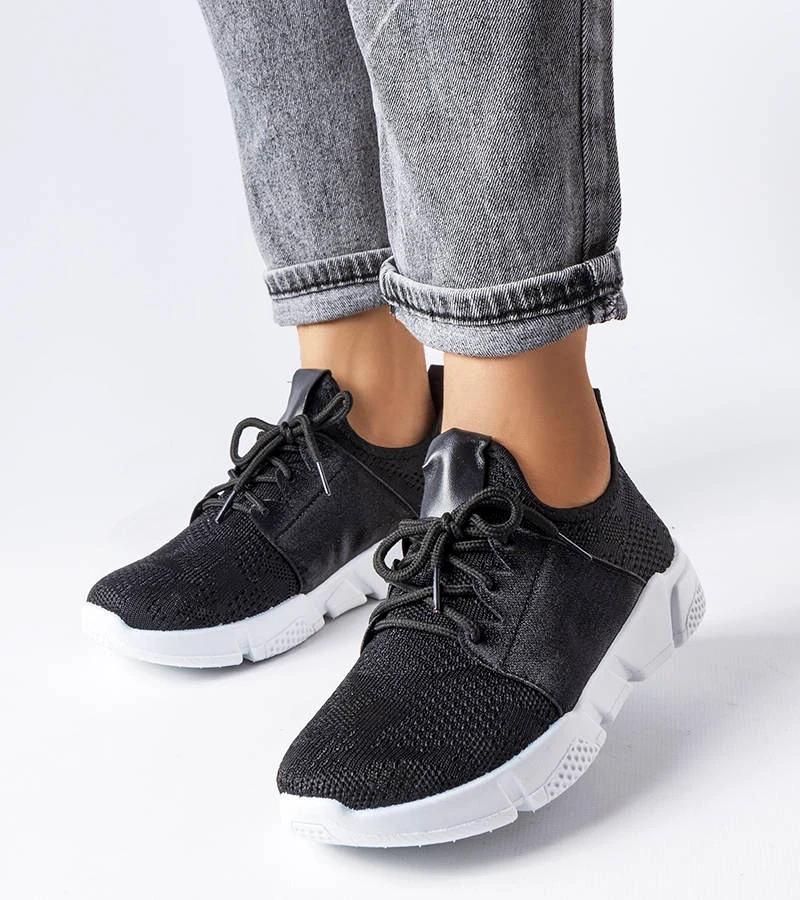 Černé tenisky s elastickým svrškem Legnago