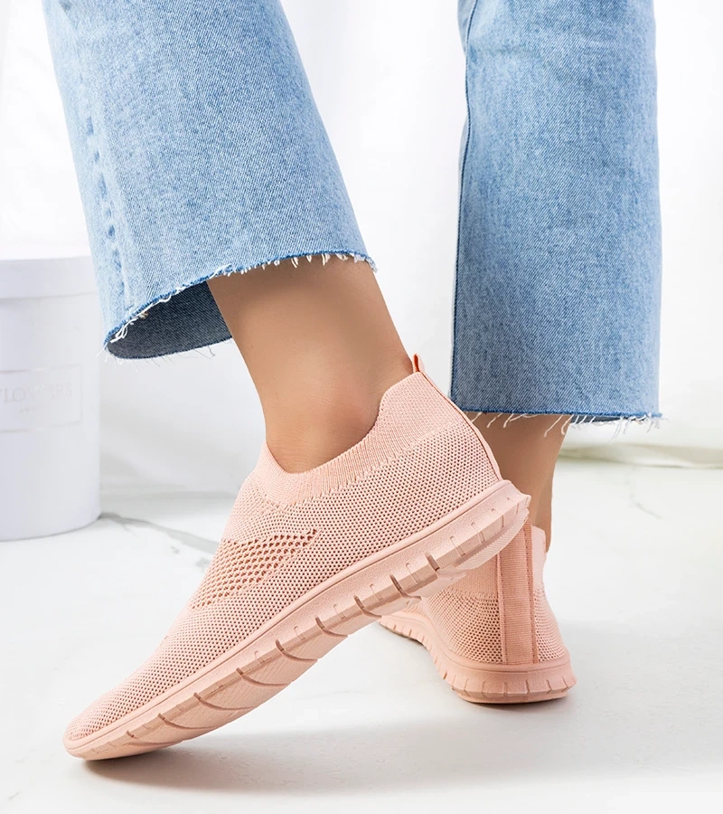 Růžové sportovní tenisky Santen