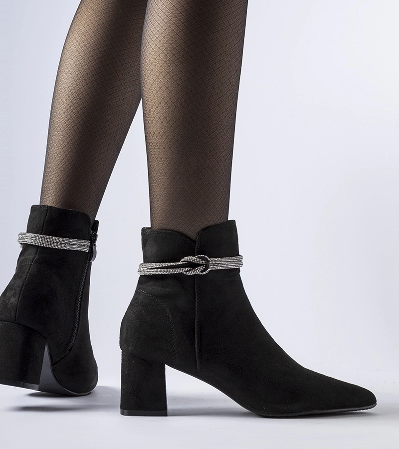 Černé podpatky s kožešinou Alba