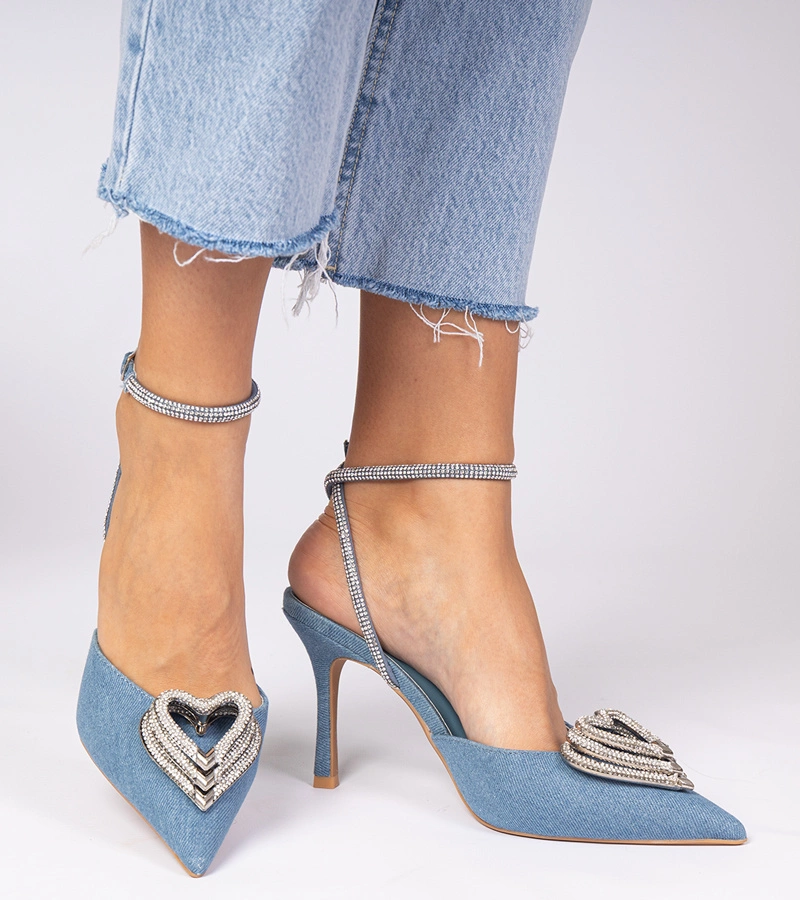 Modré lodičky s otevřenou patou zdobené kamínky Isoda