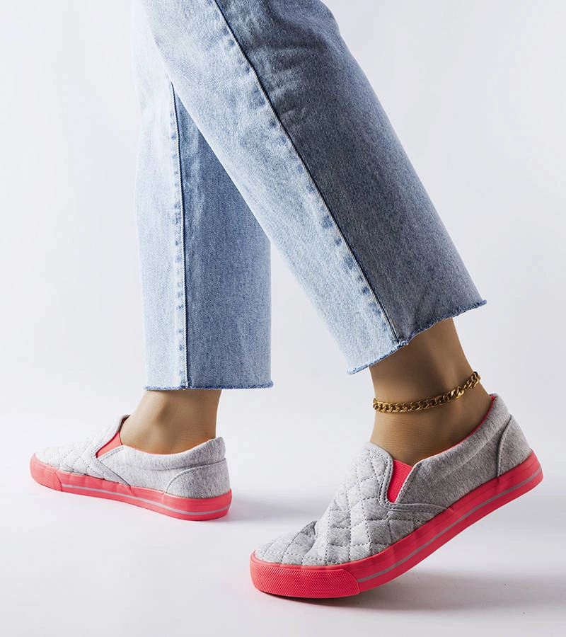 Šedé prošívané nazouvací tenisky Balsamo