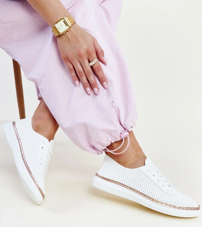 Bílé průzračné tenisky Biserka