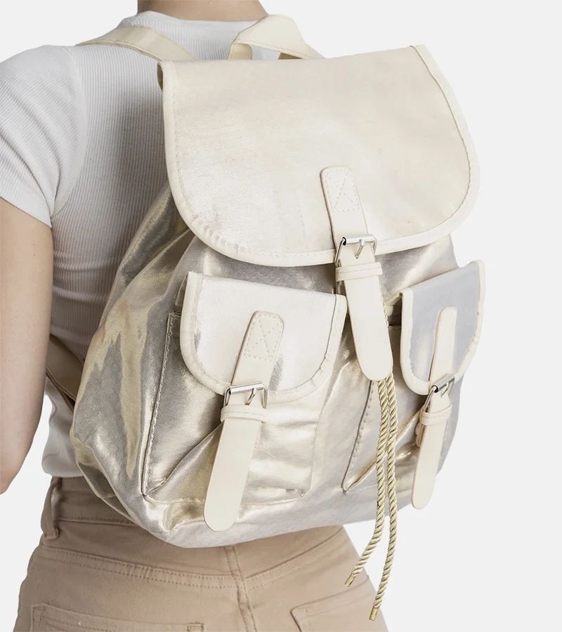 Ernesův zlatý batoh