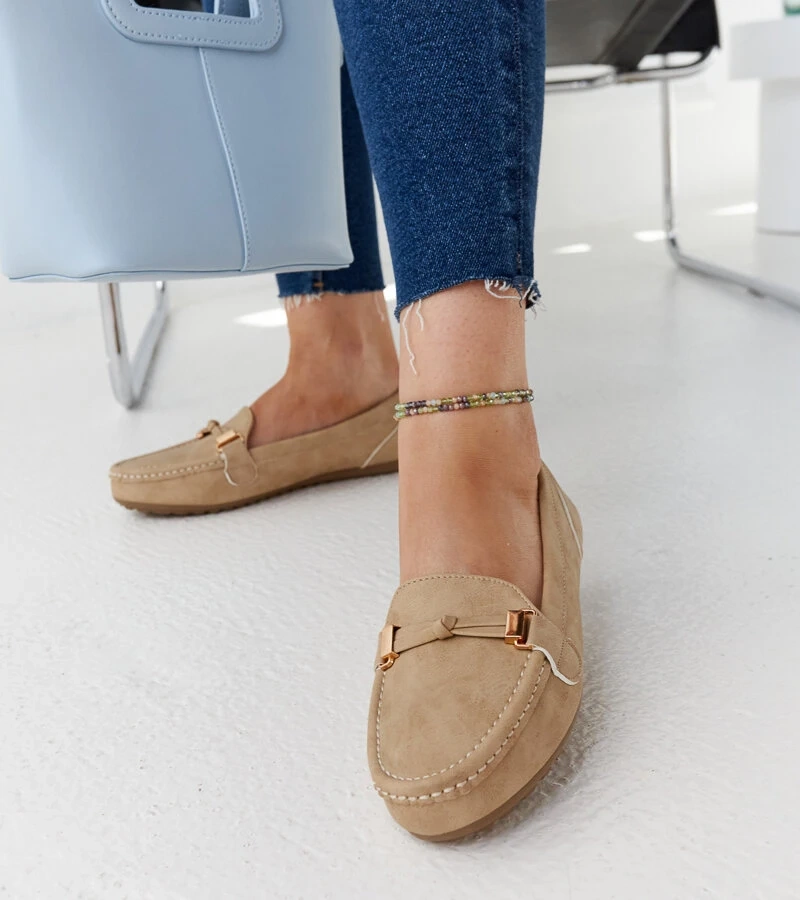 Bežové mokasíny s matným povrchem Scafati